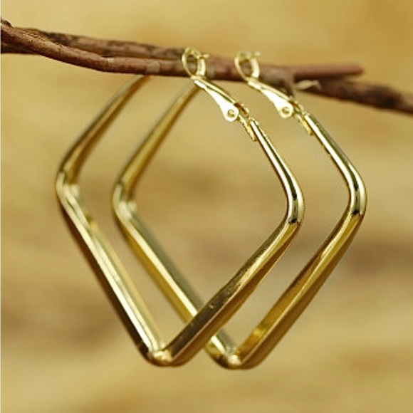 Square Hoop Geometric Gold Earrings, NWT - Picture 4 of 5